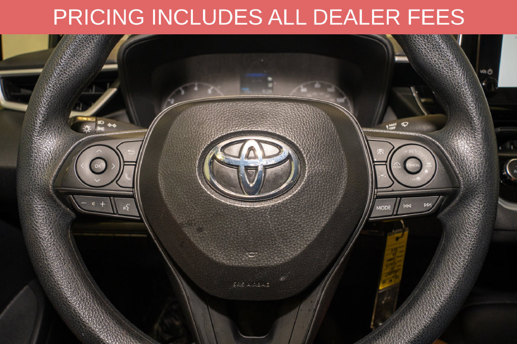 Used 2025 Toyota Corolla LE FWD image 17