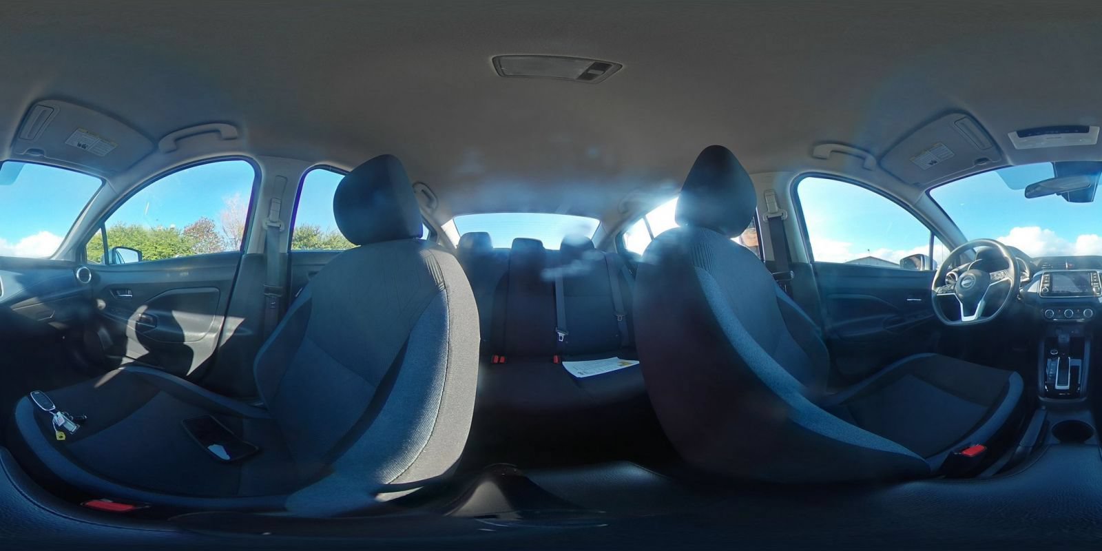 Used 2025 Nissan Versa SV FWD image 36