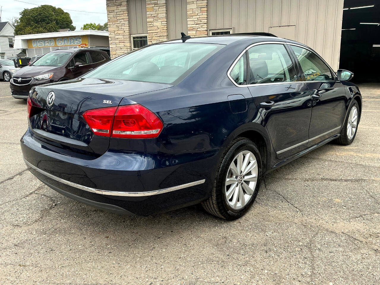 Used 2012 Volkswagen Passat 2.5 SEL image 3