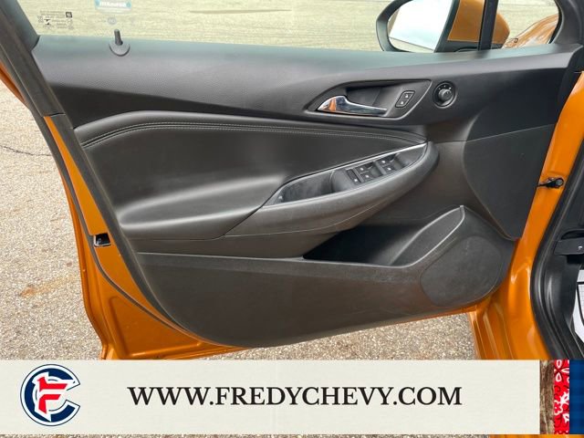 Used 2017 Chevrolet Cruze Premier w/ RS Package FWD image 12