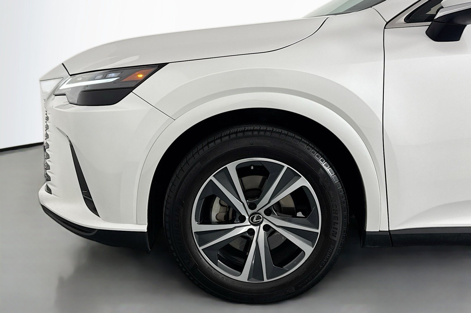 Used 2023 Lexus RX 350 Premium w/ Cold Area Package FWD image 10
