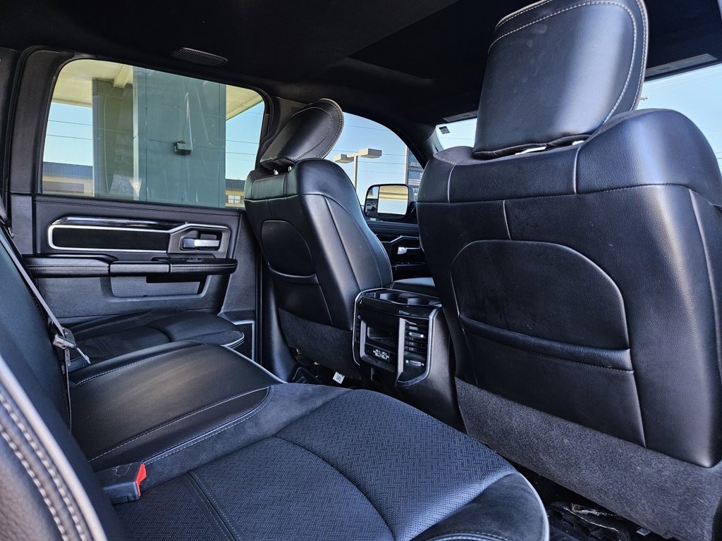 Used 2021 RAM 2500 Laramie w/ Night Edition image 14