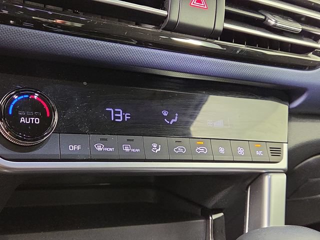 Certified 2023 Kia Seltos S w/ Navigation Package AWD/4WD image 18