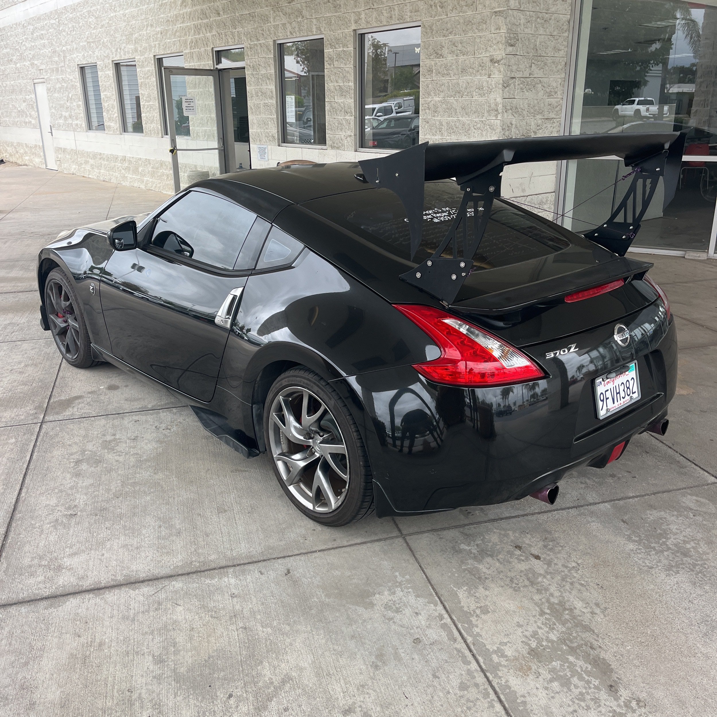 Used 2013 Nissan 370Z Touring w/ Sport Pkg RWD image 5