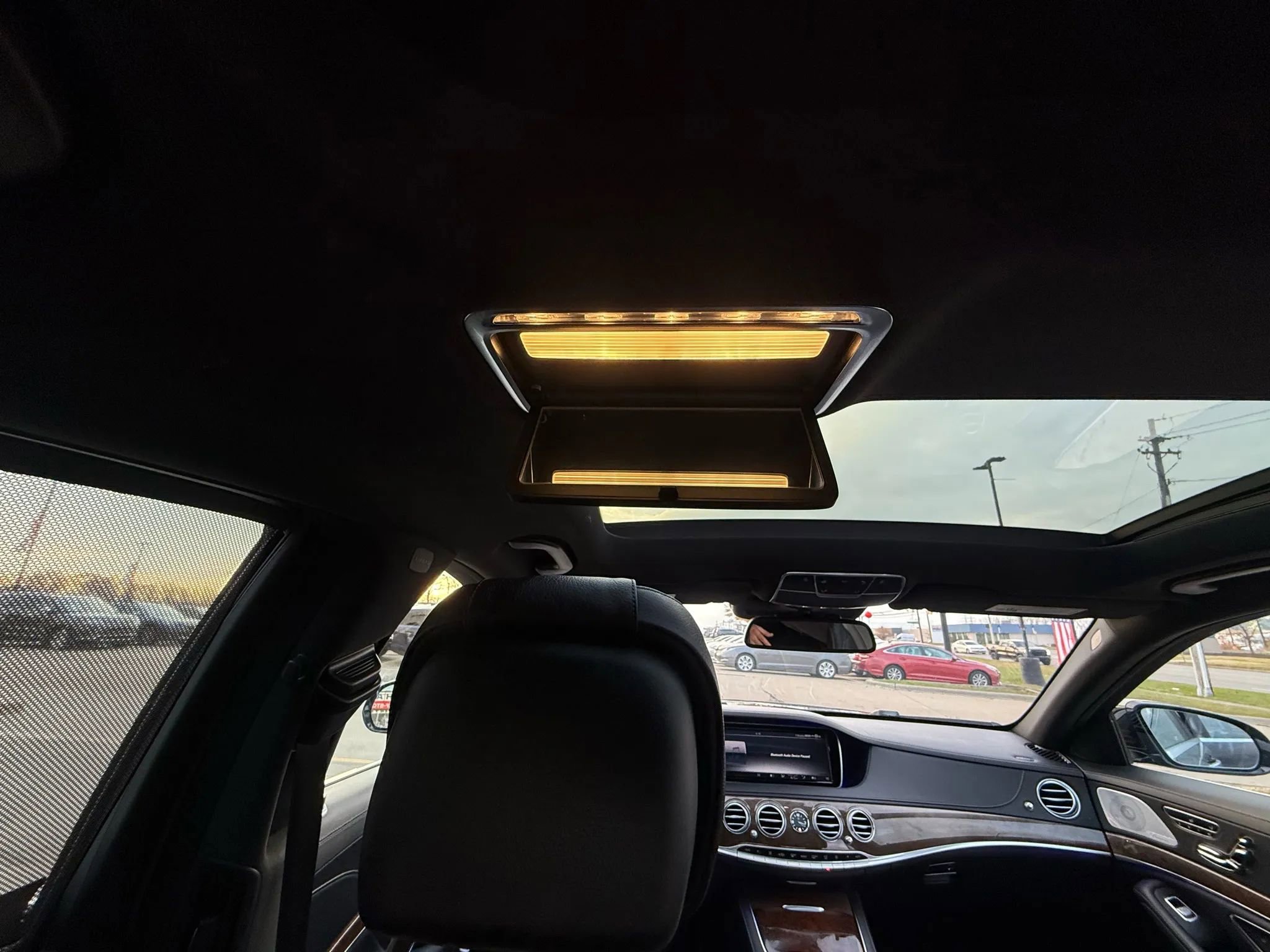 Used 2015 Mercedes-Benz S 550 4MATIC Sedan image 36