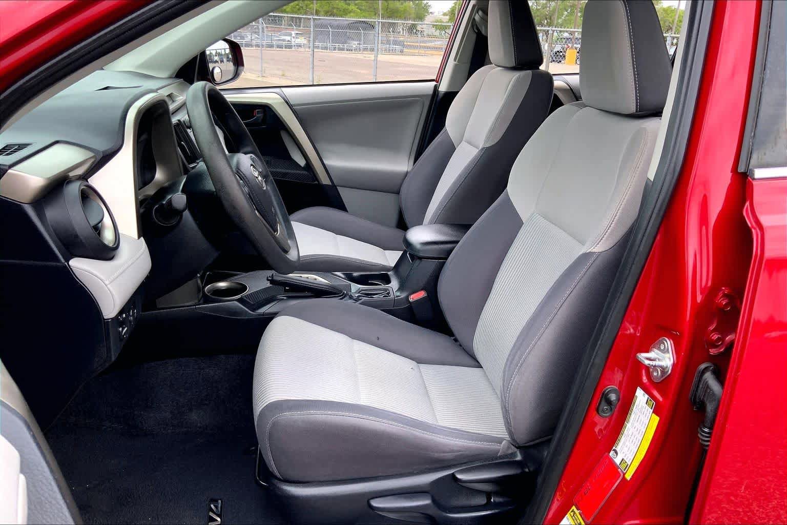 Used 2013 Toyota RAV4 XLE image 8