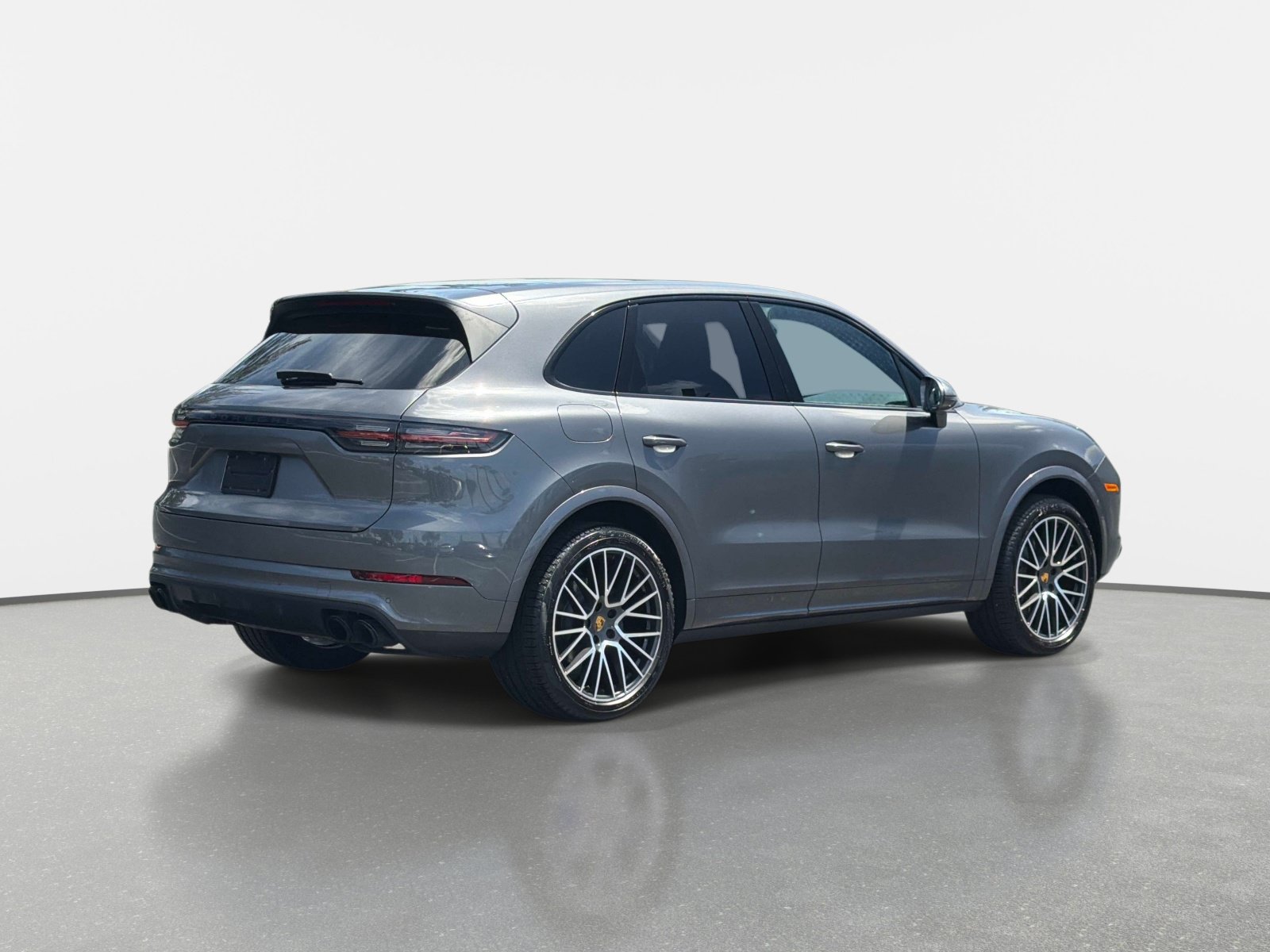 Used 2019 Porsche Cayenne S AWD/4WD image 3