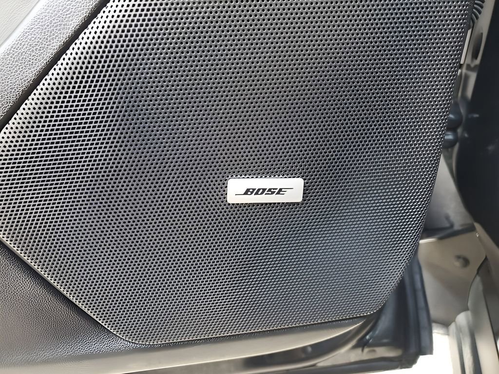 Used 2022 Cadillac XT6 Premium Luxury image 38