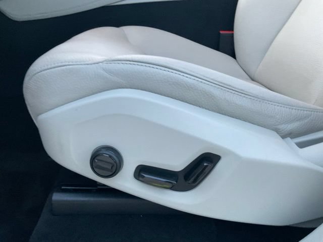 Certified 2023 Volvo XC90 B6 Plus AWD/4WD image 12