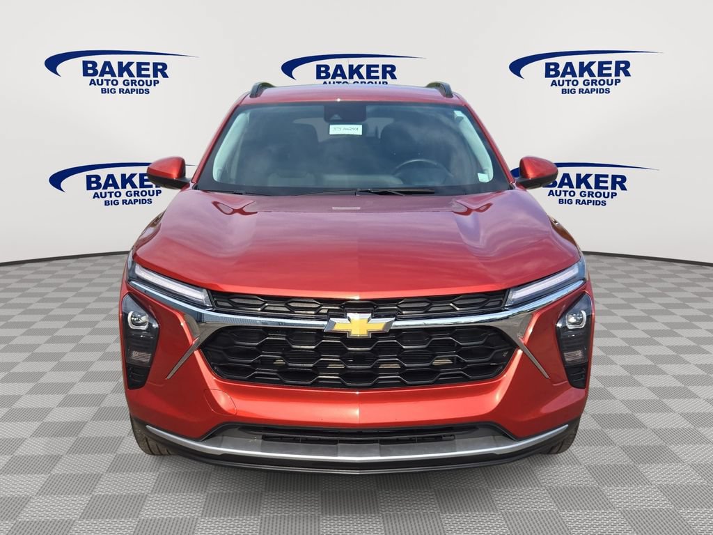 Used 2024 Chevrolet Trax LT w/ Driver Confidence Package FWD image 9