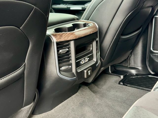 Used 2020 RAM 1500 Laramie AWD/4WD image 12