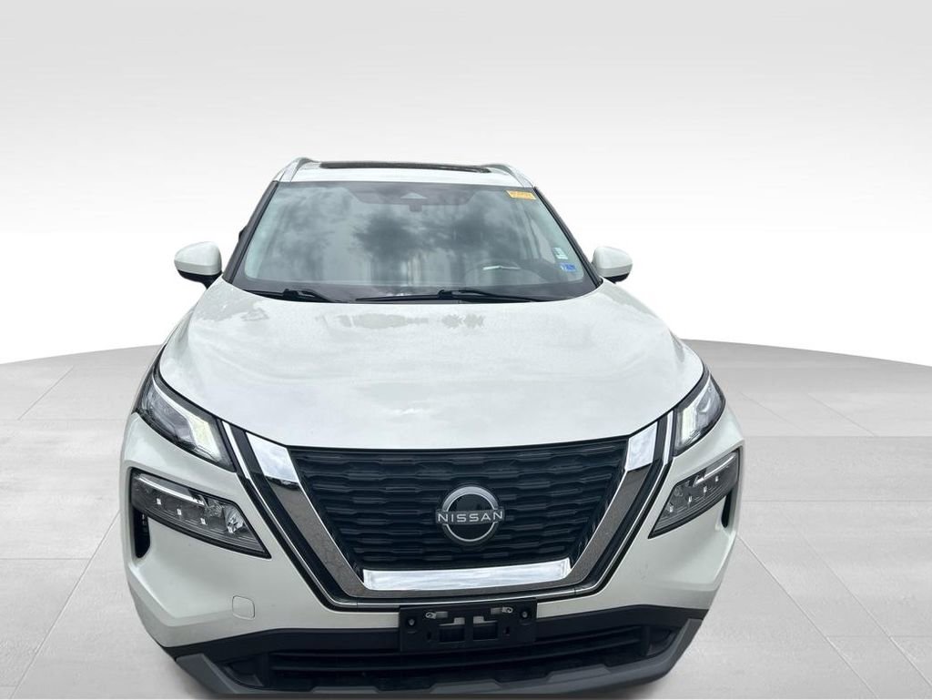 Used 2023 Nissan Rogue SV w/ SV Premium B Package FWD image 8