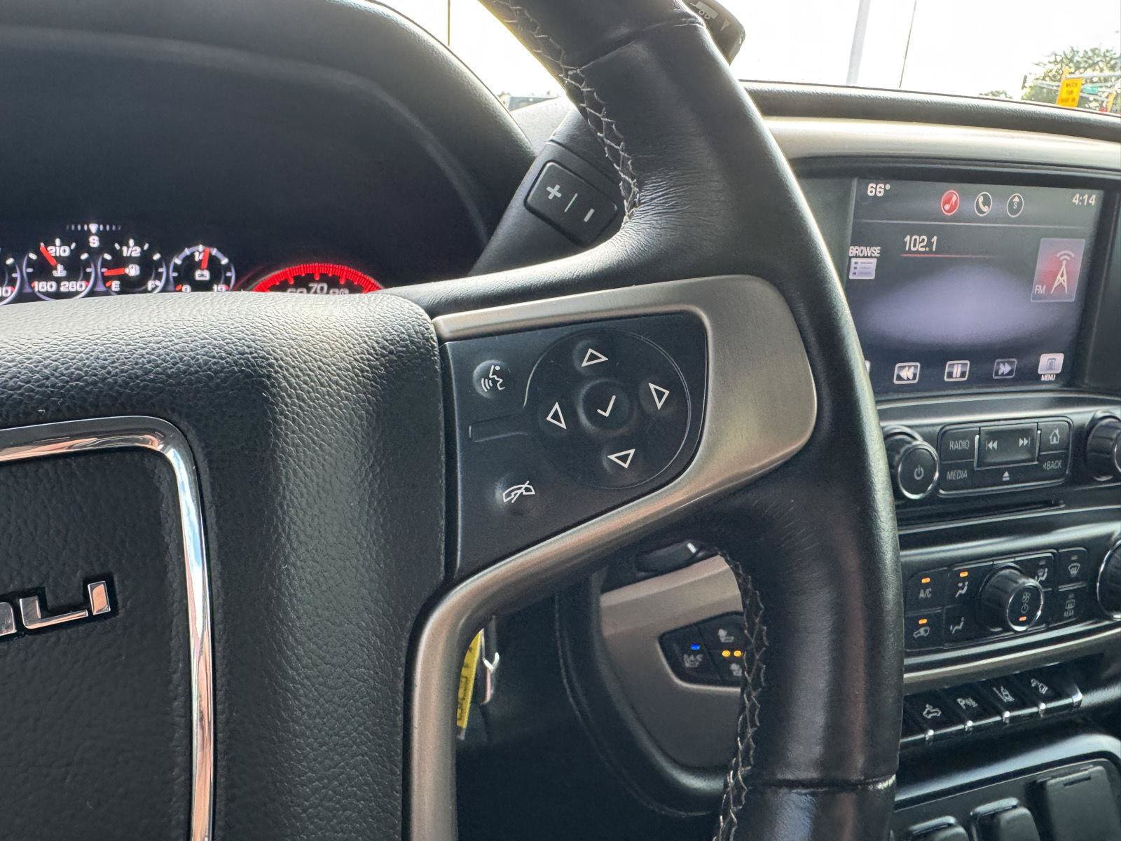 Used 2015 GMC Sierra 1500 Denali w/ Driver Alert Package AWD/4WD image 20