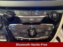 Used 2023 Chrysler Pacifica Touring-L FWD image 15