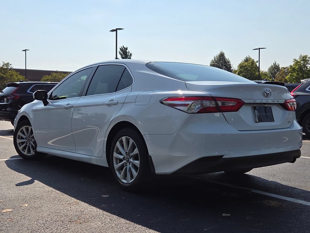Used 2018 Toyota Camry LE FWD image 17