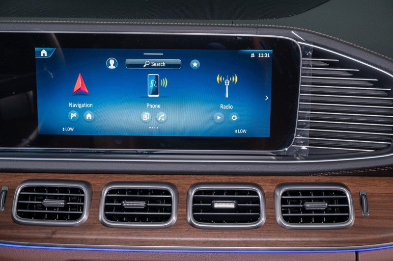 New 2026 Mercedes-Benz GLS 450 4MATIC image 18