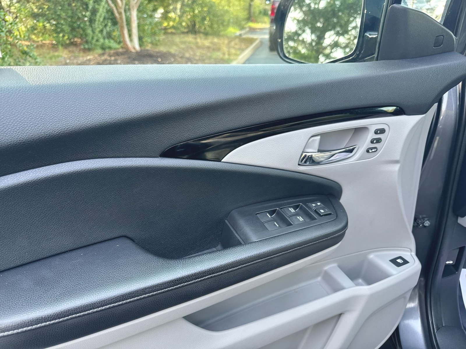 Used 2019 Honda Ridgeline RTL-E image 9