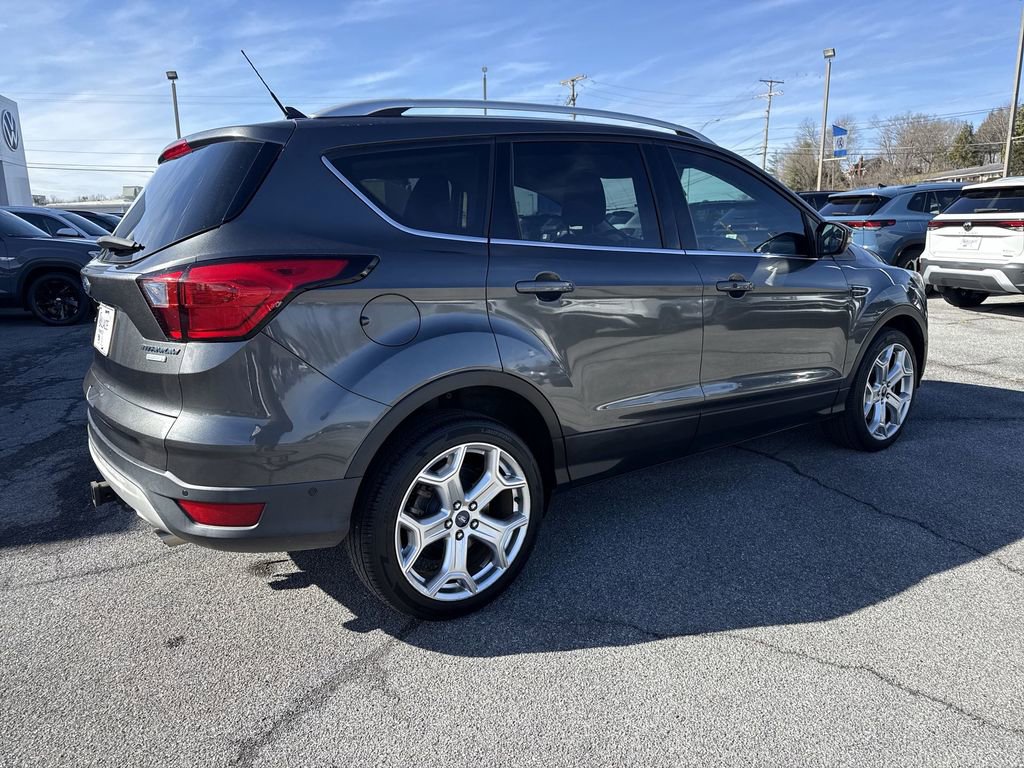 Used 2019 Ford Escape Titanium w/ U0J03 - Titanium Tow Package image 4