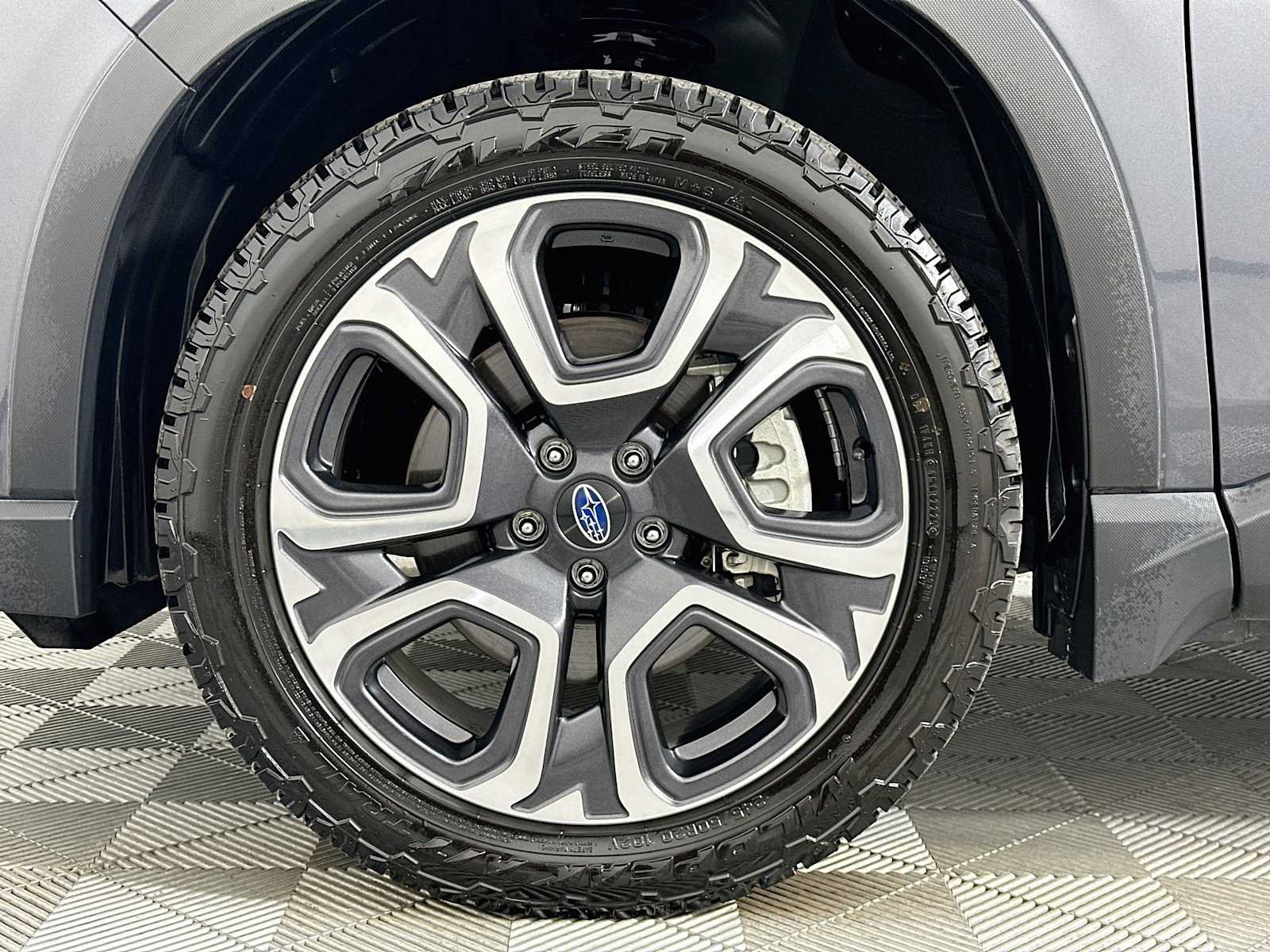 Used 2023 Subaru Ascent Touring AWD/4WD image 31