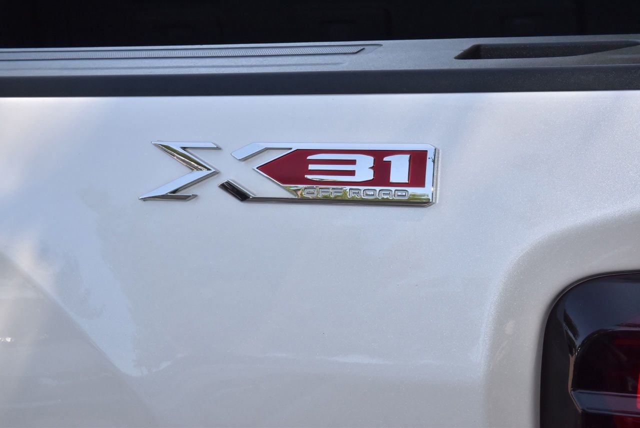 Used 2024 GMC Sierra 2500 SLT w/ Texas SLT Premium Package AWD/4WD image 41