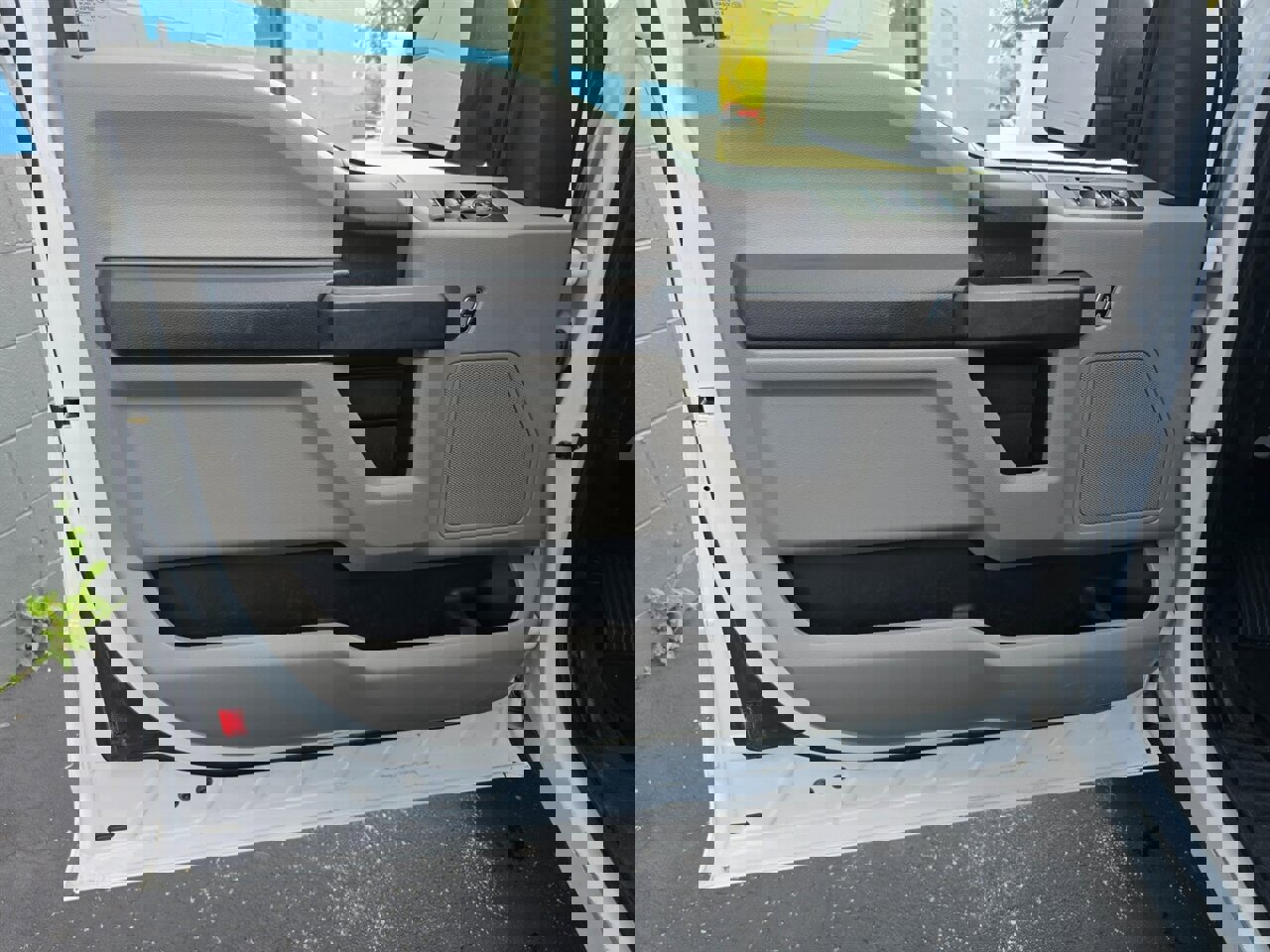 Used 2018 Ford F150 XL w/ Equipment Group 101A Mid image 12