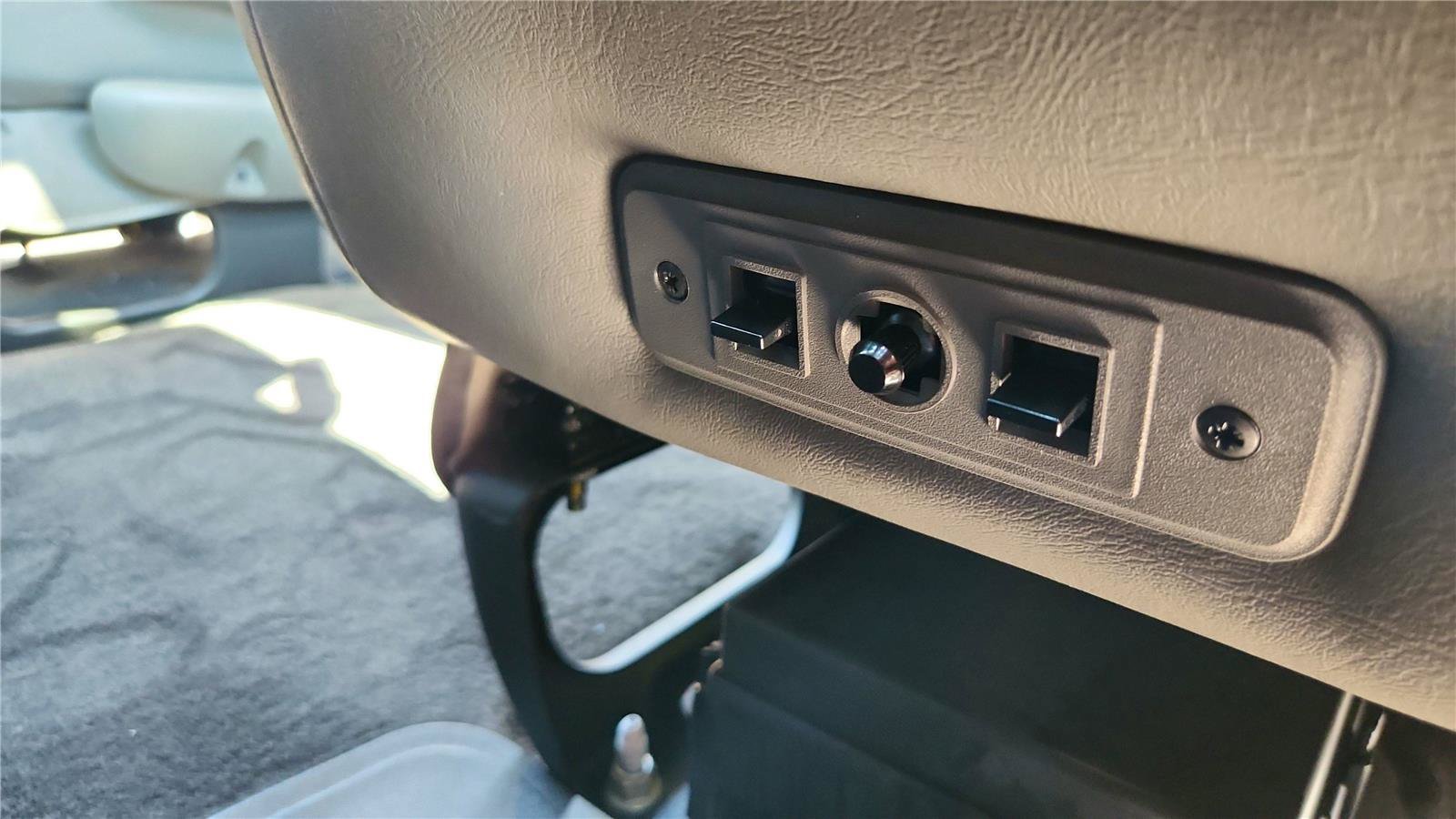 New 2026 Chevrolet Express 3500 LT w/ LT Preferred Equipment Group RWD image 14