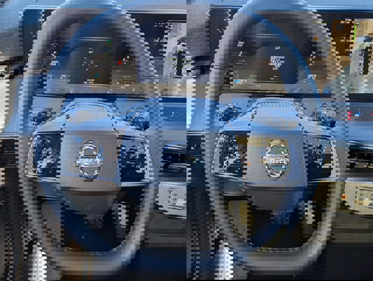 New 2026 Nissan Leaf Platinum+ image 10