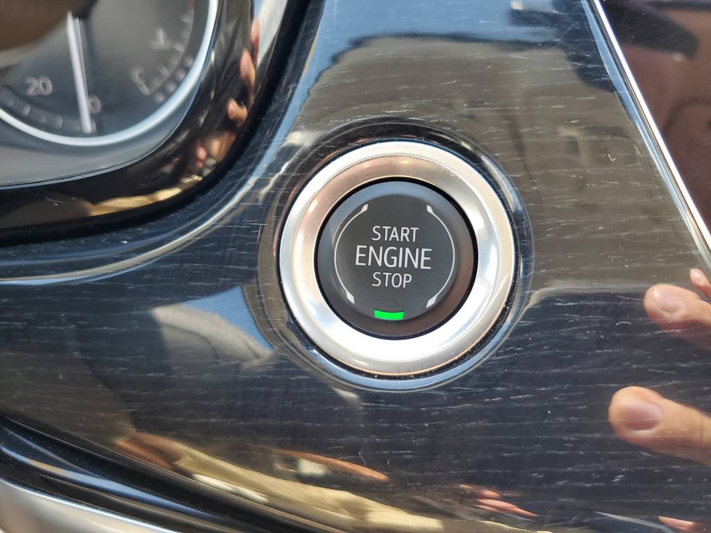 Used 2024 Cadillac XT6 Premium Luxury AWD/4WD image 28
