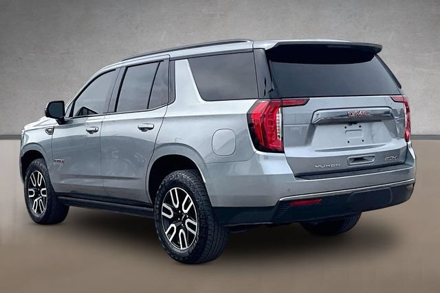 Used 2024 GMC Yukon AT4 w/ AT4 Premium Package AWD/4WD image 9
