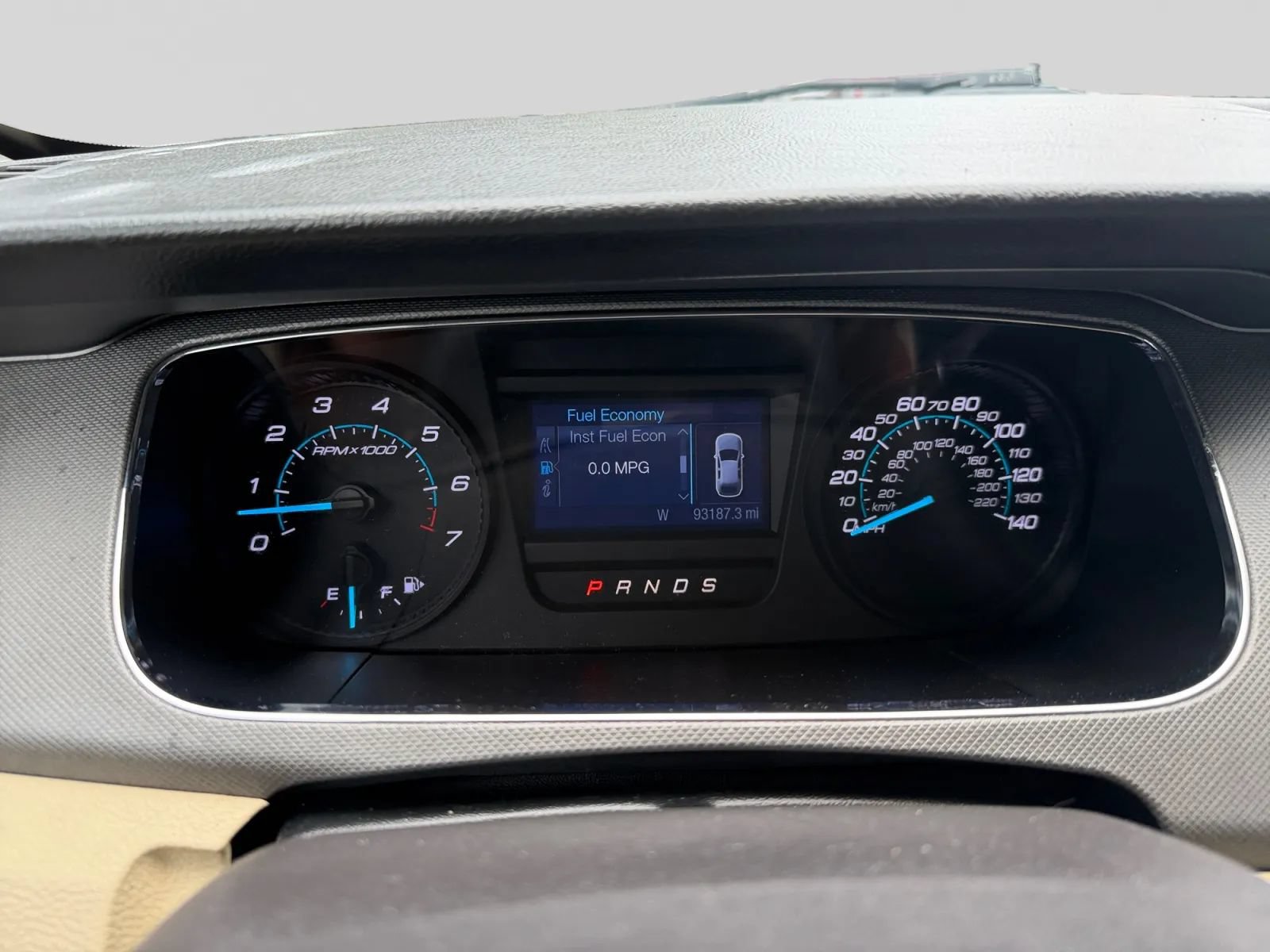 Used 2014 Ford Taurus SE FWD image 16