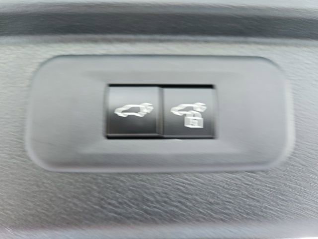 Used 2024 Toyota Grand Highlander Limited image 28