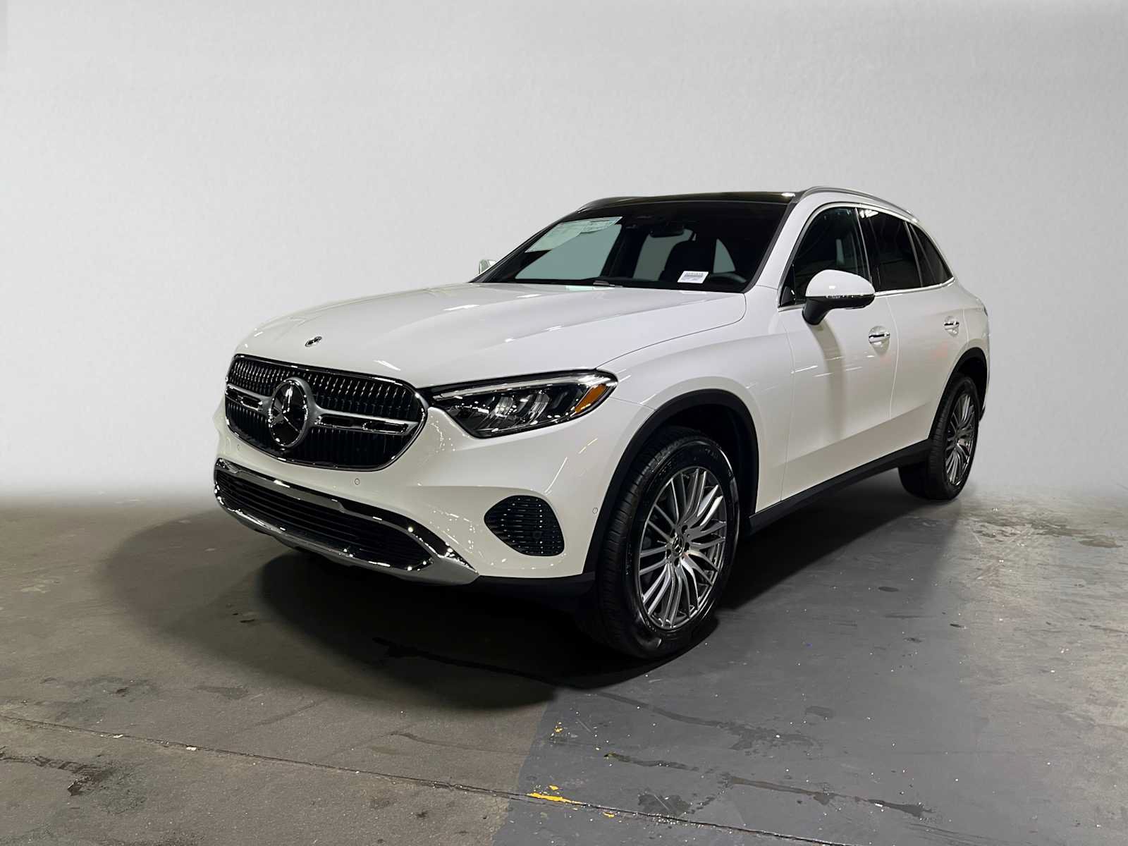 New 2027 Mercedes-Benz GLC 300 4MATIC image 7
