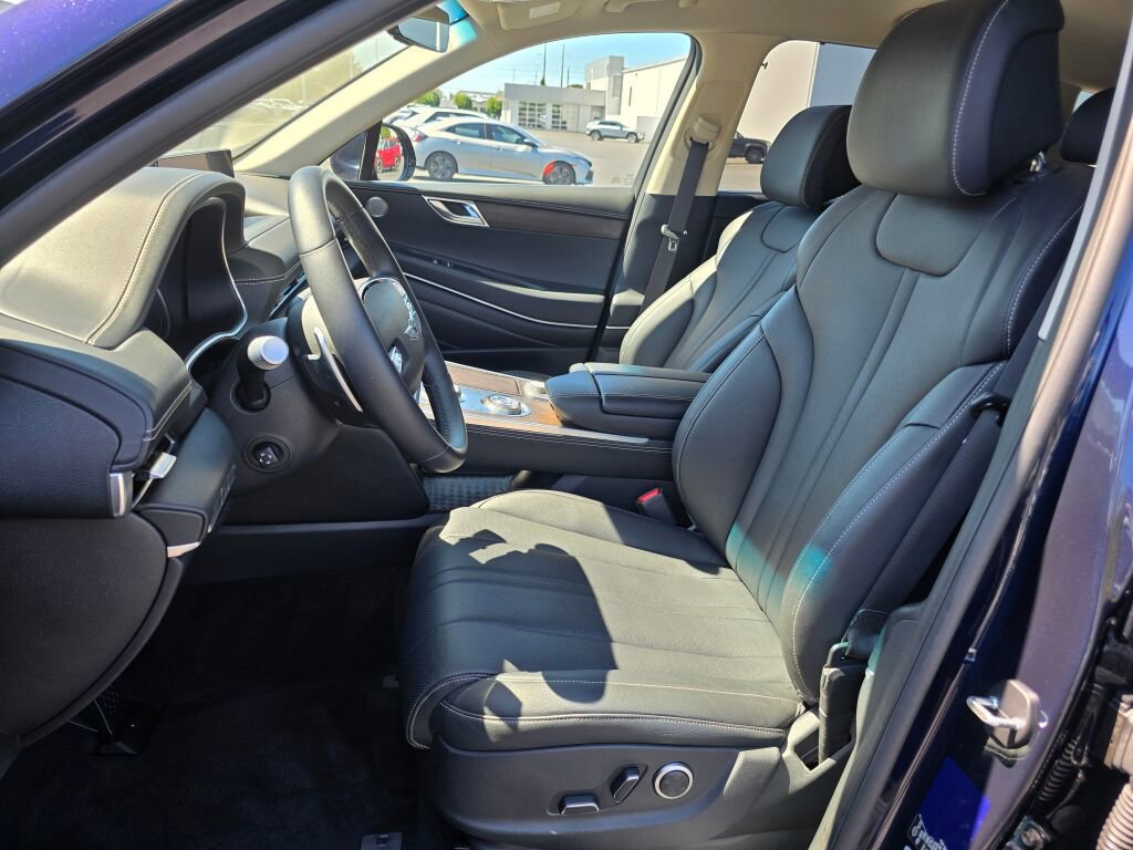 Used 2024 Genesis GV80 2.5T image 23
