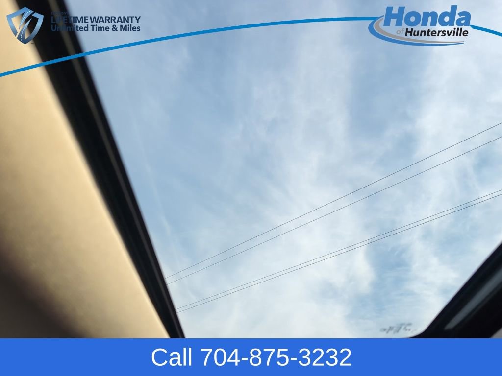 Used 2025 Honda HR-V EX-L image 30