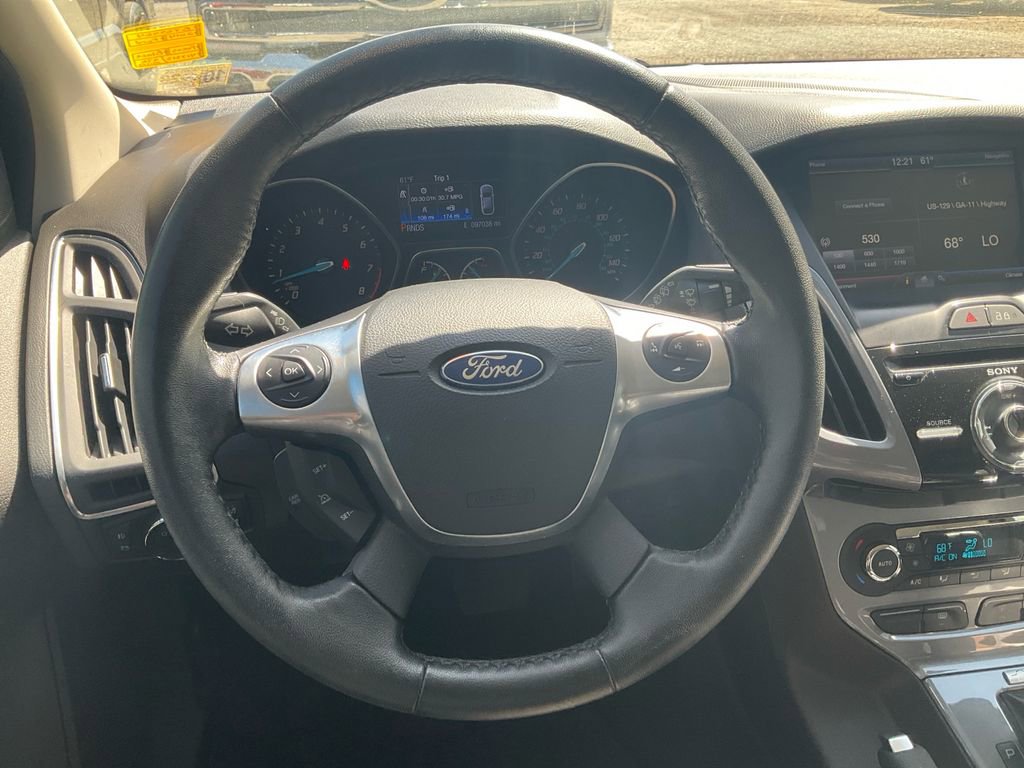 Used 2014 Ford Focus Titanium image 21