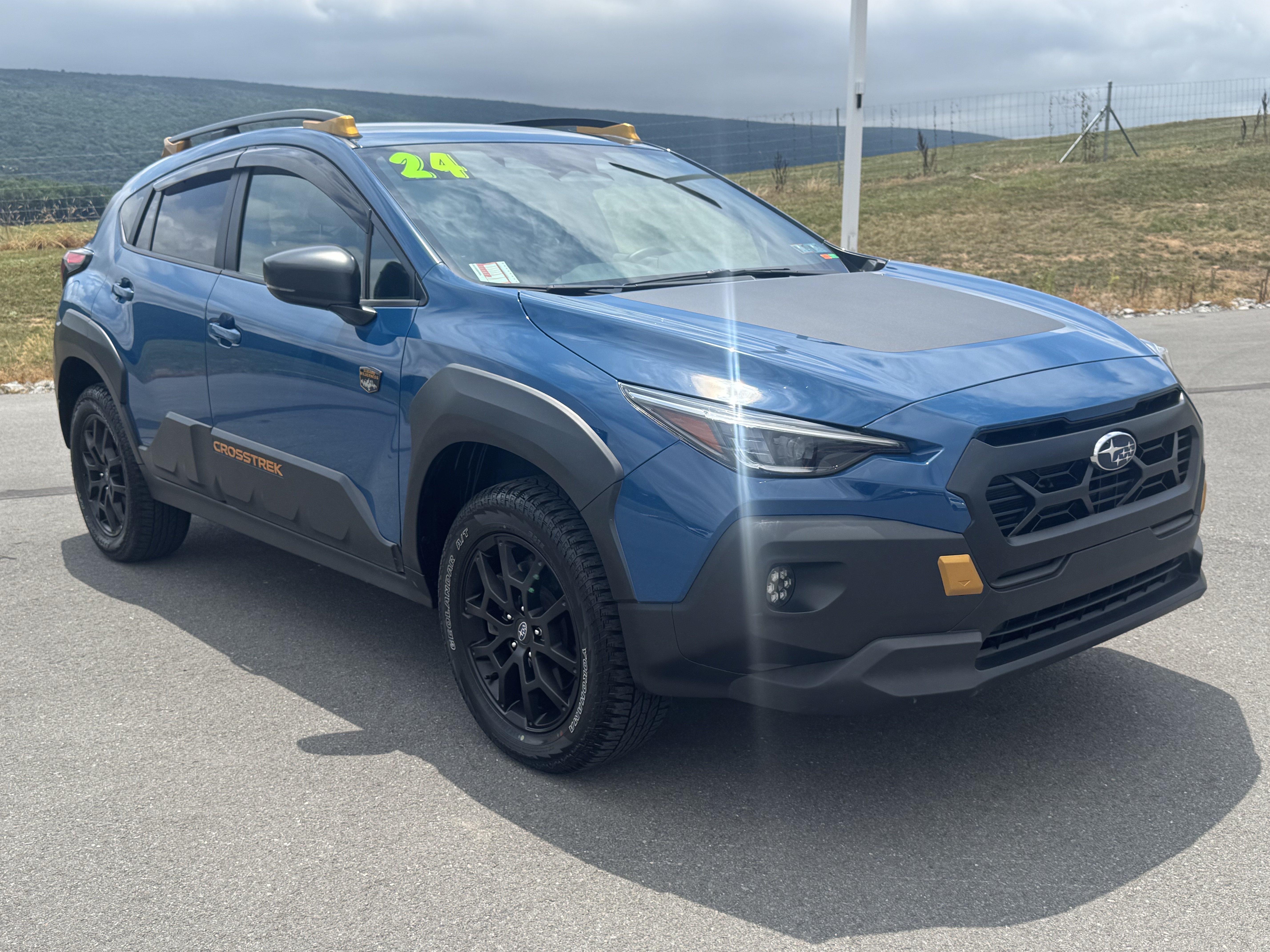 Certified 2024 Subaru Crosstrek 2.5i Wilderness w/ Crosstrek Mirror Package AWD/4WD image 1