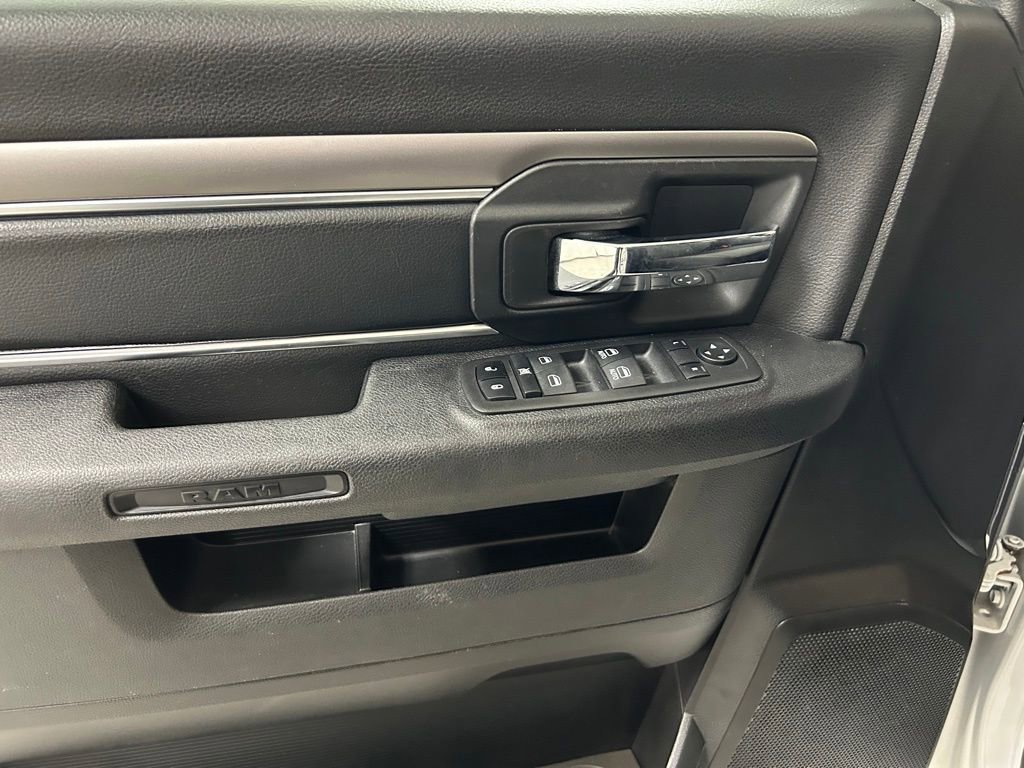 Used 2024 RAM 1500 Classic Warlock image 16