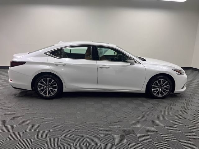 Certified 2025 Lexus ES 350 w/ Accessory Package (Z1) FWD image 4