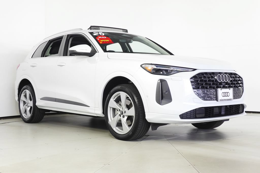 Used 2025 Audi Q5 Premium Plus w/ Premium Plus AWD/4WD image 4