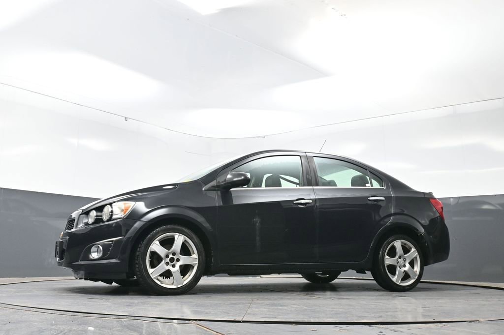 Used 2014 Chevrolet Sonic LTZ image 27