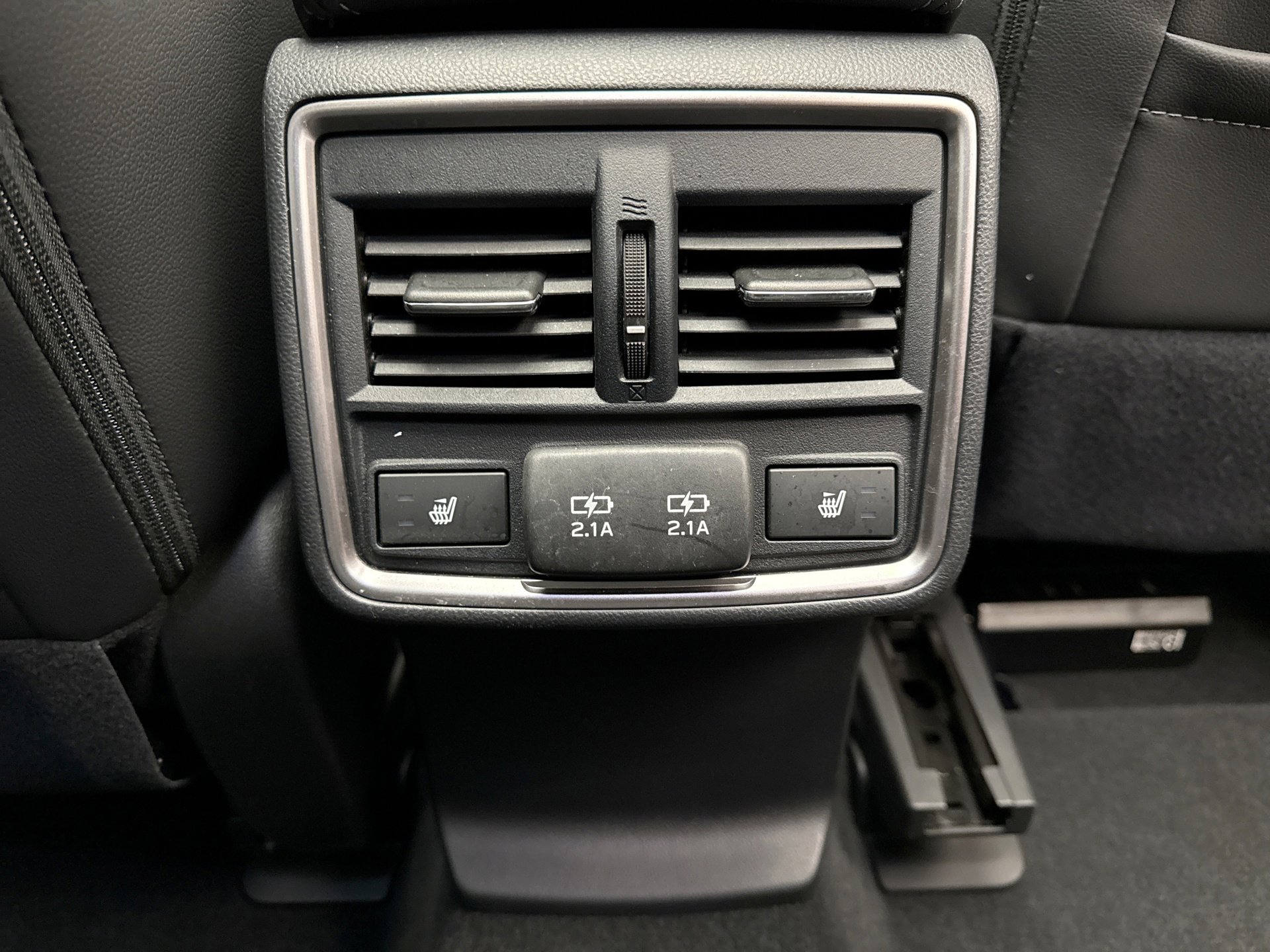 Used 2022 Subaru Forester Touring image 21