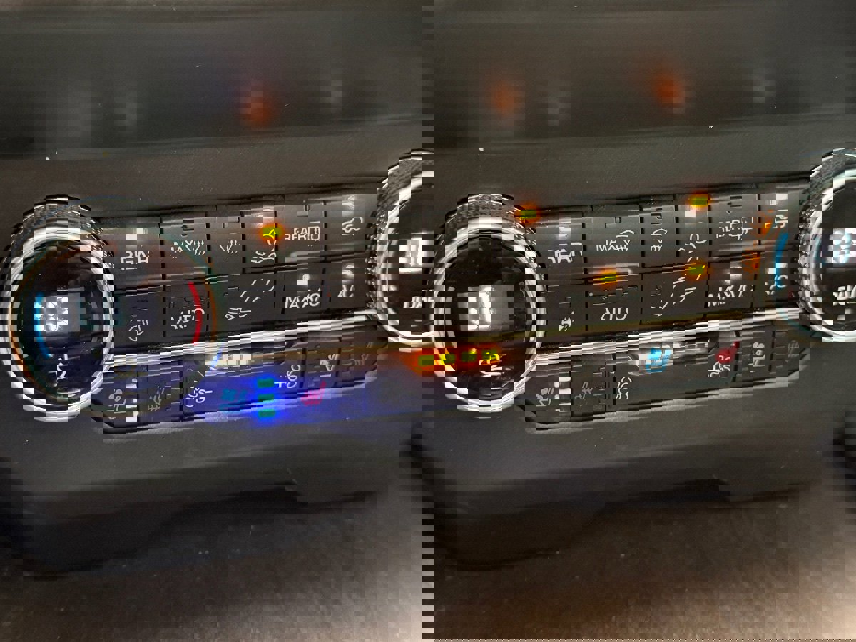 Used 2020 Ford Expedition King Ranch RWD image 32