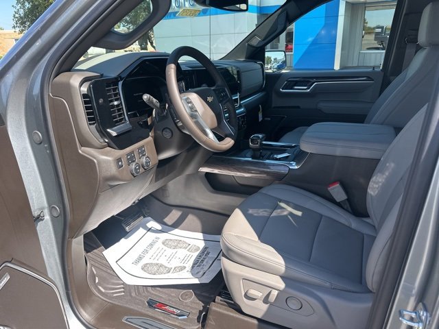 New 2026 Chevrolet Silverado 1500 LTZ w/ LTZ Premium Package image 13