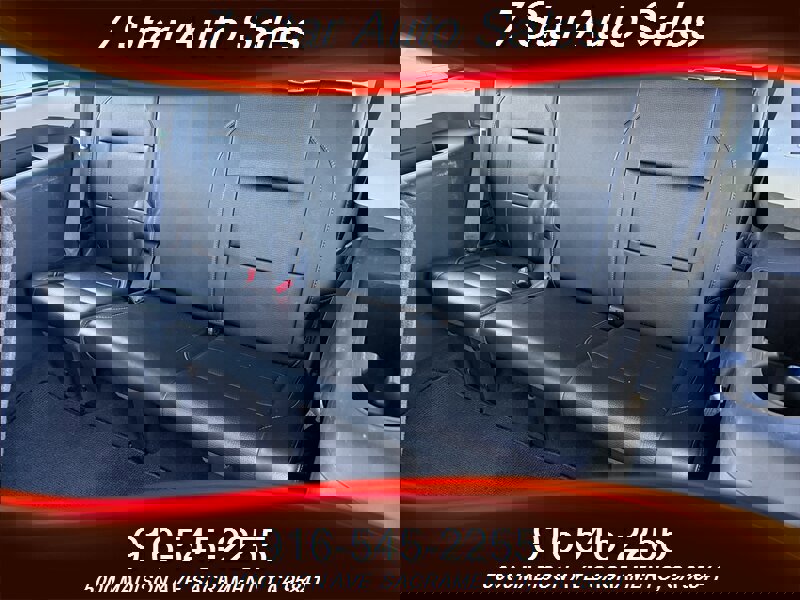 Used 2011 Nissan Armada SL image 17