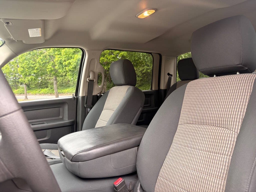 Used 2012 RAM 1500 ST w/ SXT Appearance Group AWD/4WD image 11