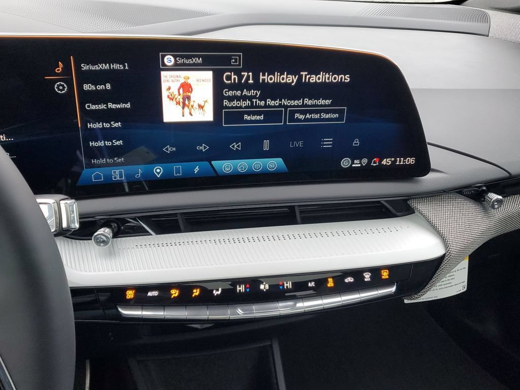 New 2026 Cadillac Optiq Luxury 1 AWD/4WD image 13