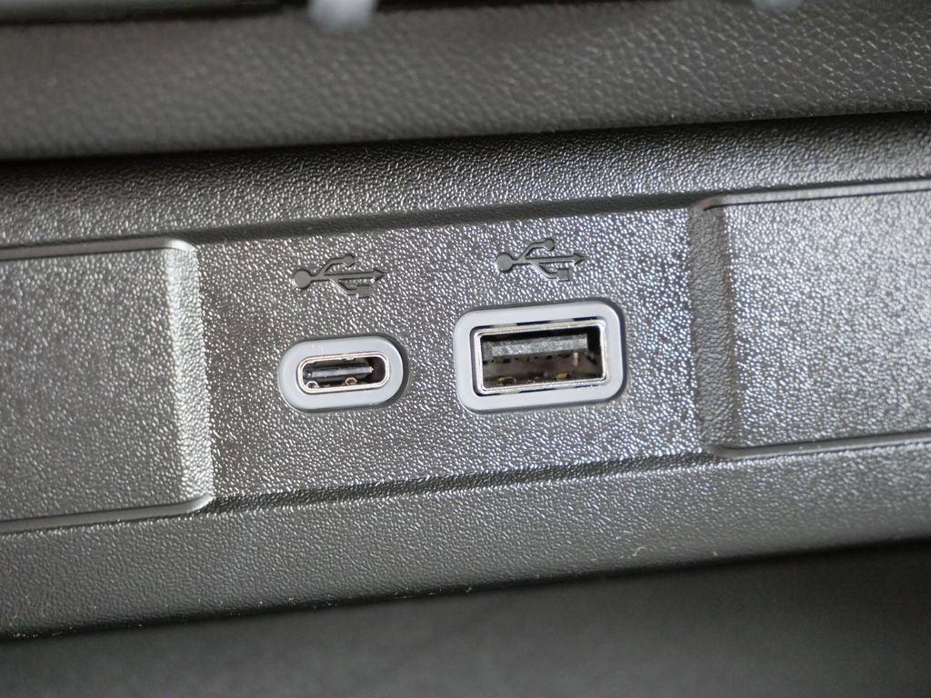 New 2026 GMC Canyon Elevation w/ Technology Package image 50