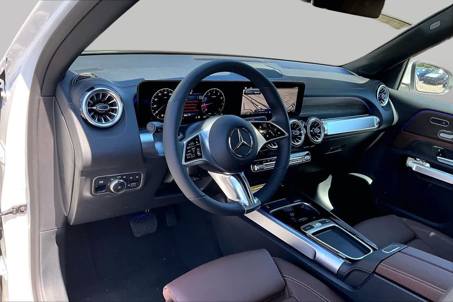 New 2026 Mercedes-Benz GLB 250 4MATIC image 10