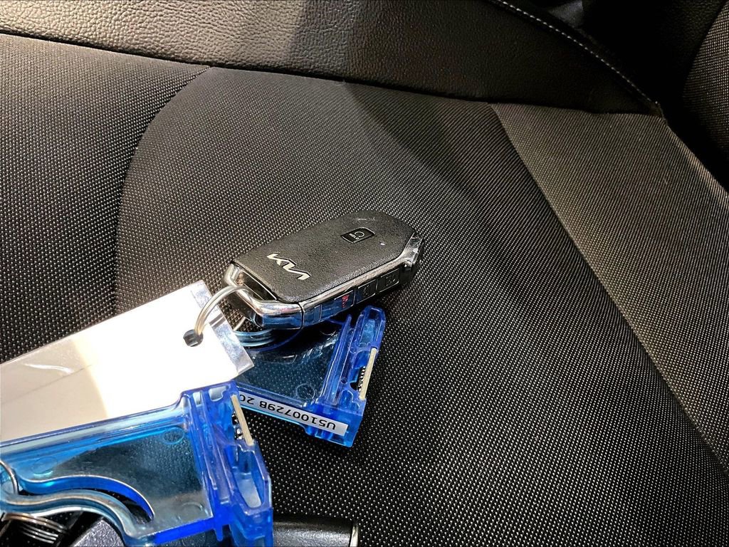 Used 2023 Kia Forte GT-Line w/ GT-Line Premium Package image 33