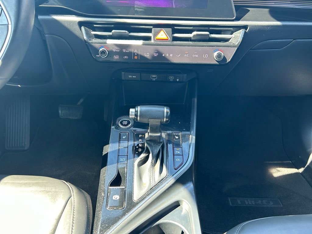 Used 2023 Kia Niro EX image 15